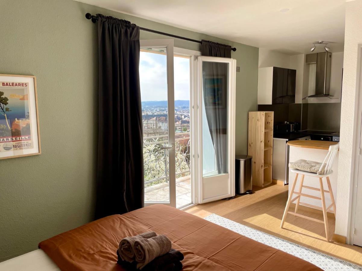 Mon Appart'Hotel - Climatisation Avec Parking Gratuit บรีฟ-ลา-เกยยาร์ด ภายนอก รูปภาพ
